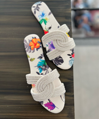 MIA 2.0 SLIDES - Zarin by Zarsah